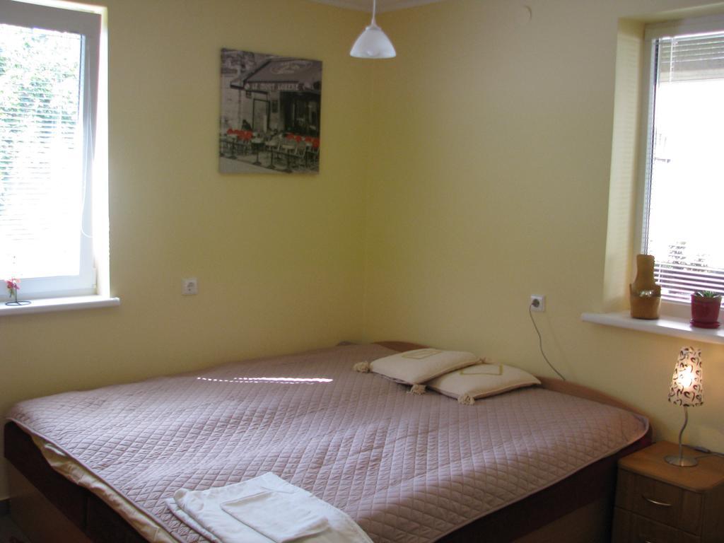 Poilsis Pas Virginija Apartment Palanga Exterior photo